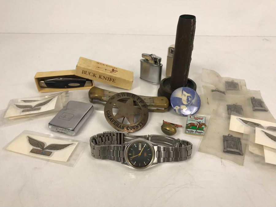 Men's Citizen Automatic Watch Working (Glass Is Scratched), Sheriff Badge Calaveras County, Buck Knives, Lighters, US Air Wing Stickers, Various Pins, Button, Trench Art And Archery Pendants [Photo 3]