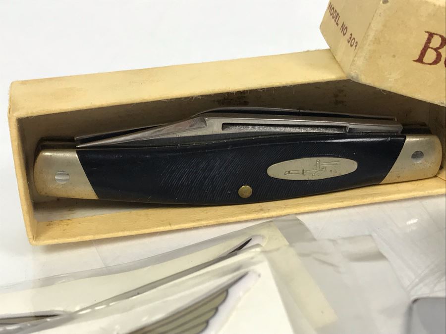 Men's Citizen Automatic Watch Working (Glass Is Scratched), Sheriff Badge Calaveras County, Buck Knives, Lighters, US Air Wing Stickers, Various Pins, Button, Trench Art And Archery Pendants [Photo 22]