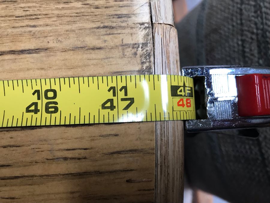 Vintage 48' Round Table With 6 Chairs [Photo 10]