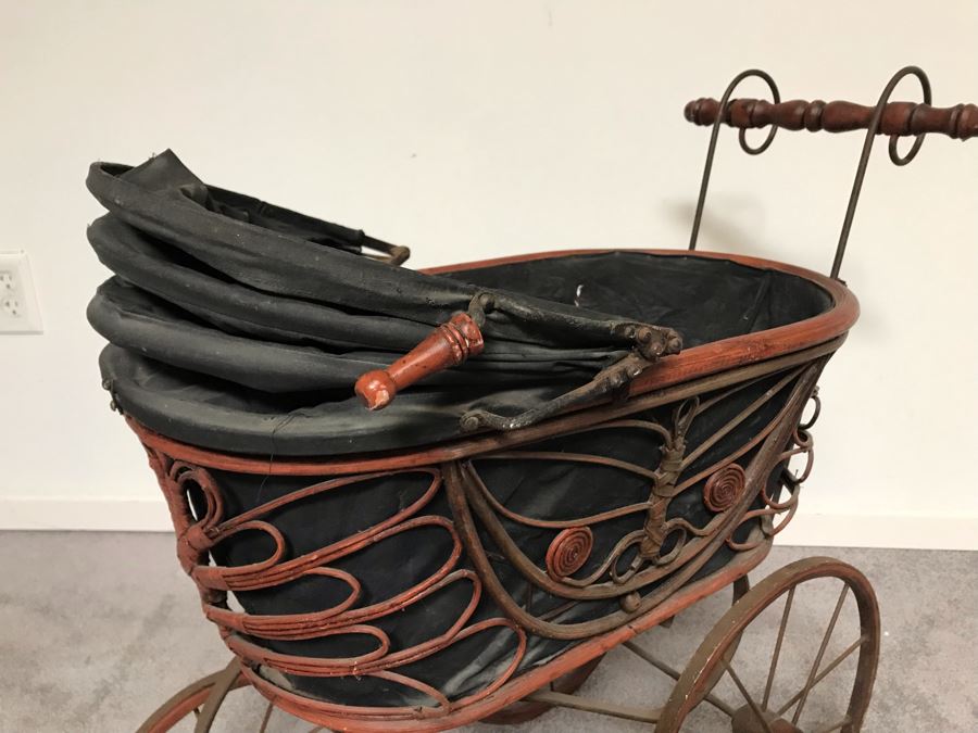 Antique Detailed Baby Doll Carriage Pram [Photo 6]