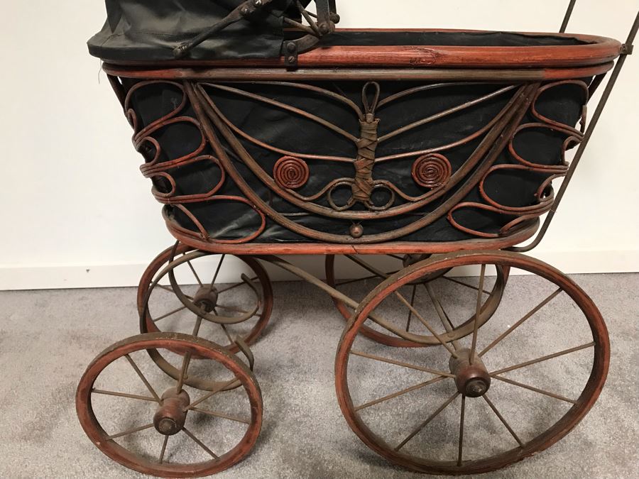 Antique Detailed Baby Doll Carriage Pram [Photo 4]