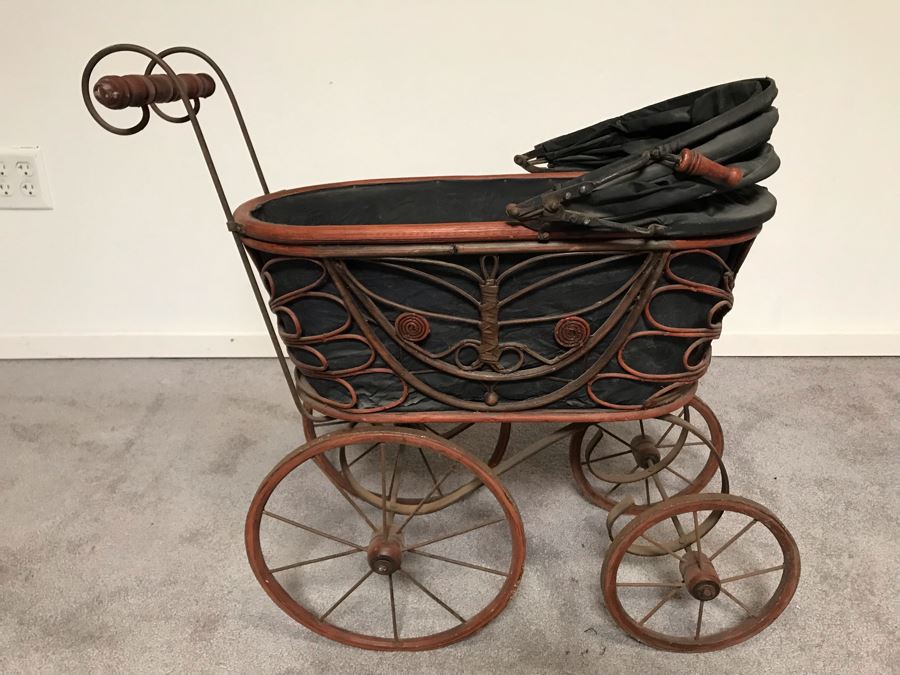 Antique Detailed Baby Doll Carriage Pram