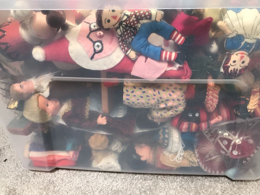 Vintage International Dolls Lot With Metal US Astronaut Action Figure - See Photos [Photo 16]