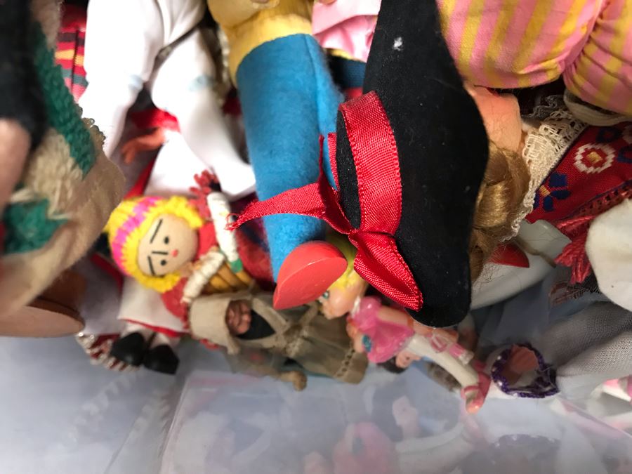 Vintage International Dolls Lot With Metal US Astronaut Action Figure - See Photos [Photo 15]