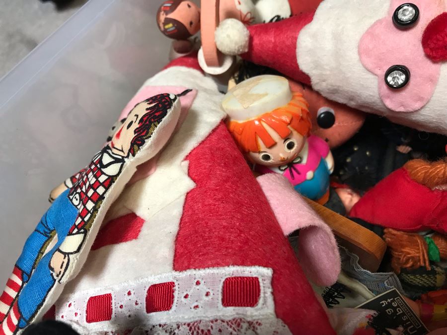 Vintage International Dolls Lot With Metal US Astronaut Action Figure - See Photos [Photo 11]