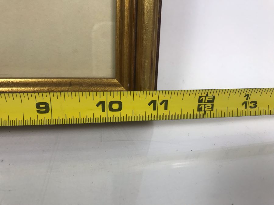 Pair Of Pencil Signed Lithograph Portraits Of Ladies Each Frame Measures 11' X 12' [Photo 17]