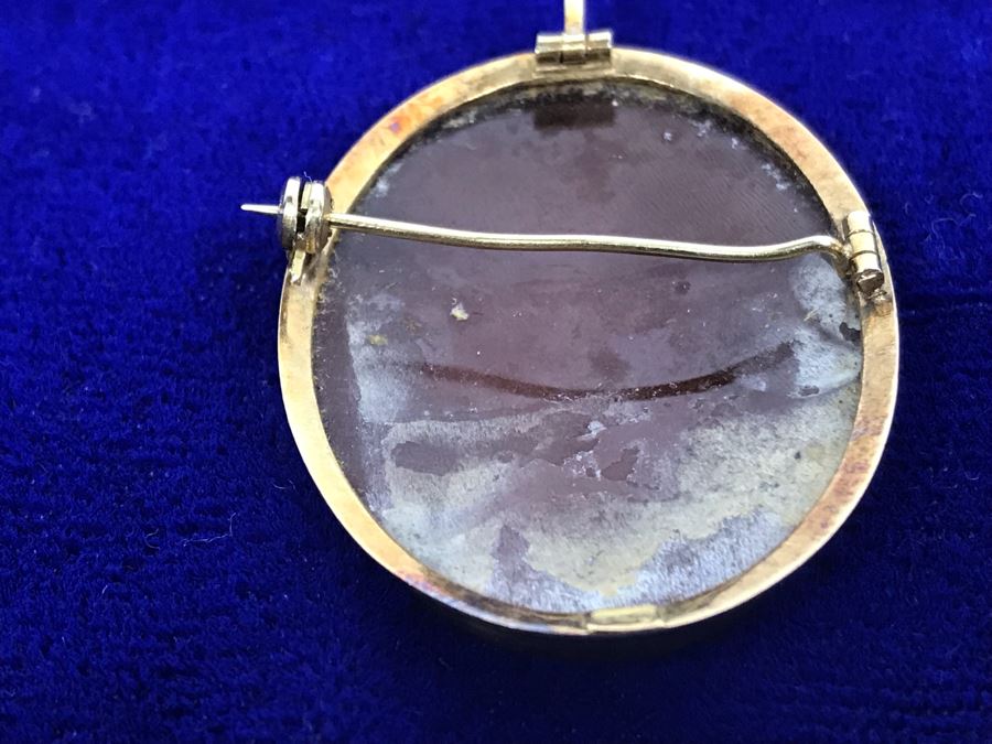STUNNING 18K Gold And Carved Shell Cameo Pendant Brooch Estimate 5.7g $300 [Photo 11]
