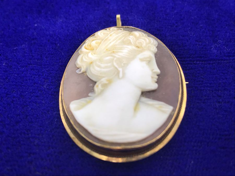 STUNNING 18K Gold And Carved Shell Cameo Pendant Brooch Estimate 5.7g $300 [Photo 4]