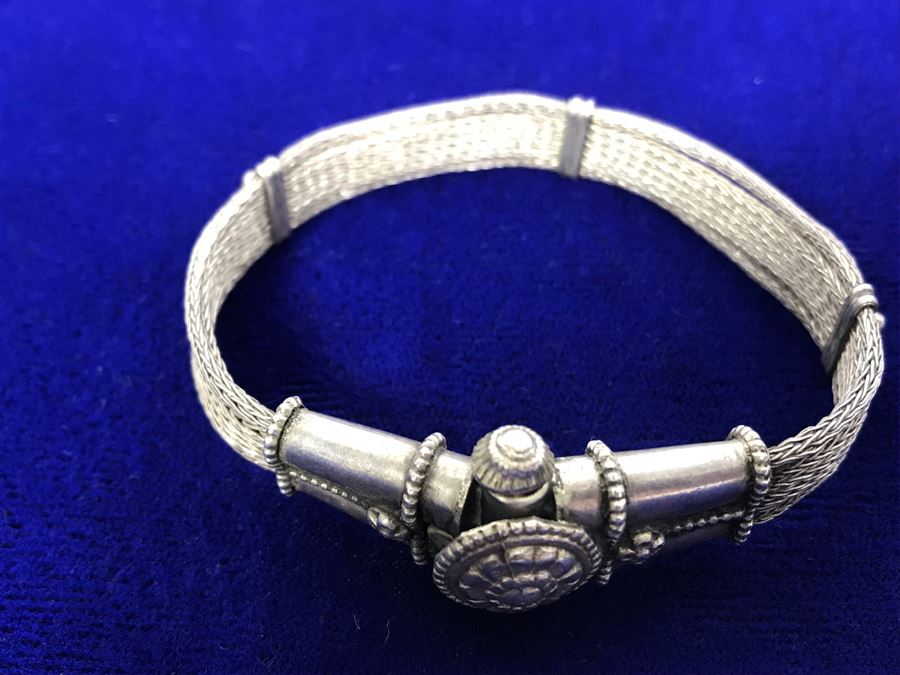 Vintage Silver Bracelet 25.4g Estimate $80 [Photo 2]