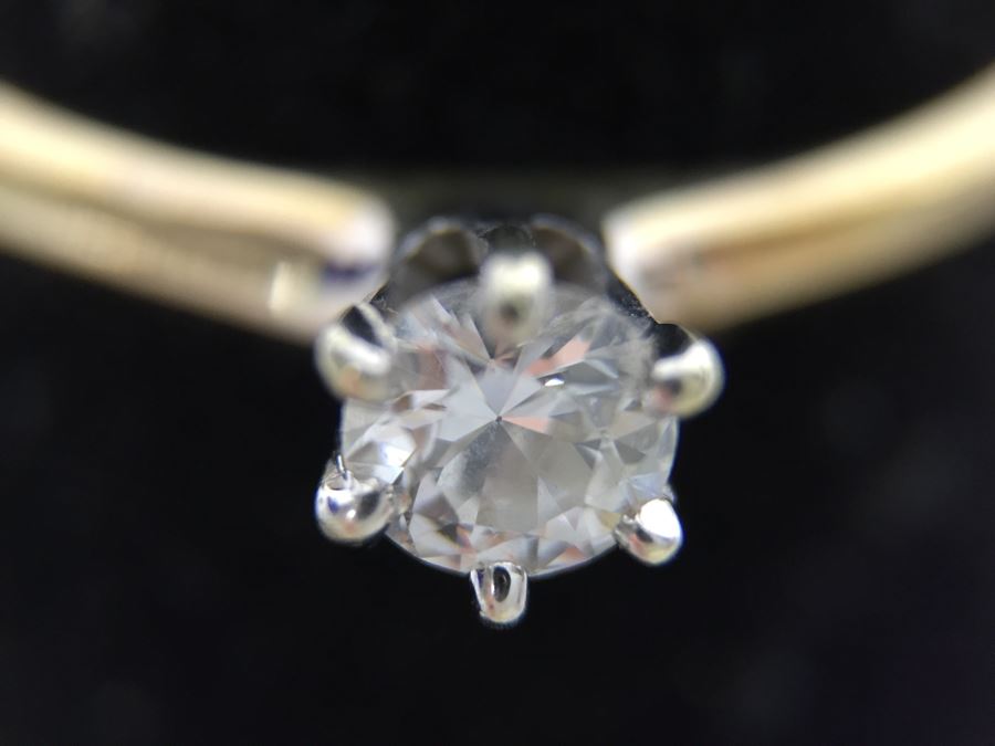 Vintage 14K Gold Diamond Solitaire Ring 1/4CT SI2 G-H Diamond Is Chipped 1.7g Estimate $450 [Photo 17]