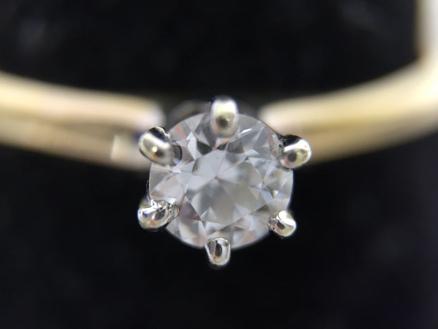 Vintage 14K Gold Diamond Solitaire Ring 1/4CT SI2 G-H Diamond Is Chipped 1.7g Estimate $450 [Photo 16]