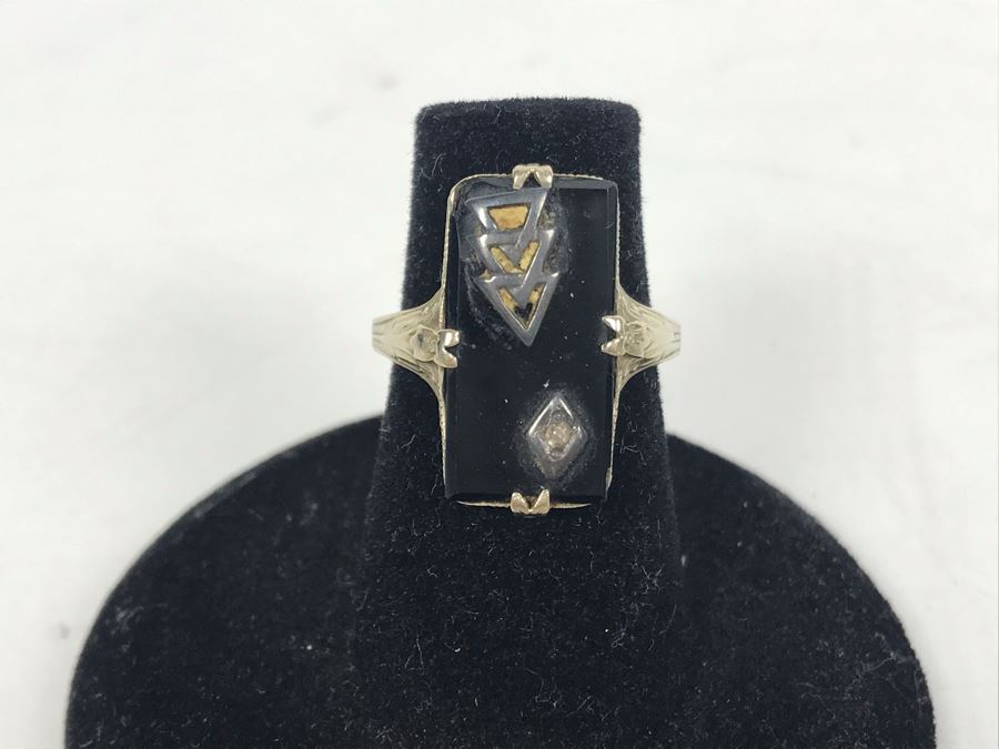 Vintage 14K Gold Onyx And Diamond Ring 3.1g [Photo 2]