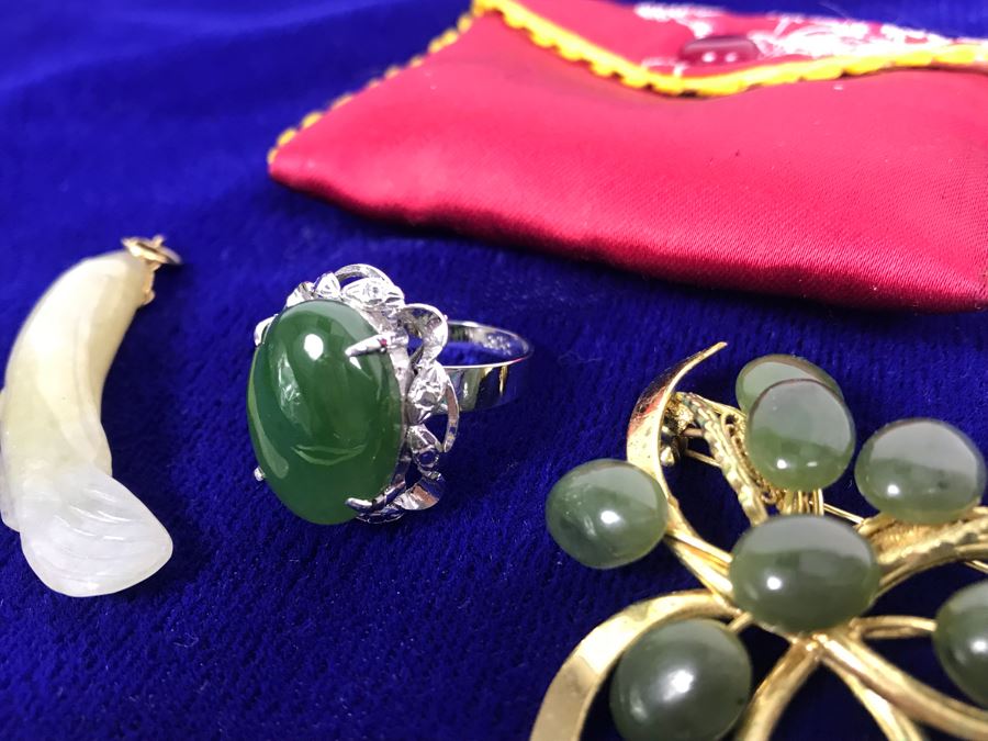 Nephrite Jade Brooch And Ring And Carved Jade Pendant All With Base Metal [Photo 4]