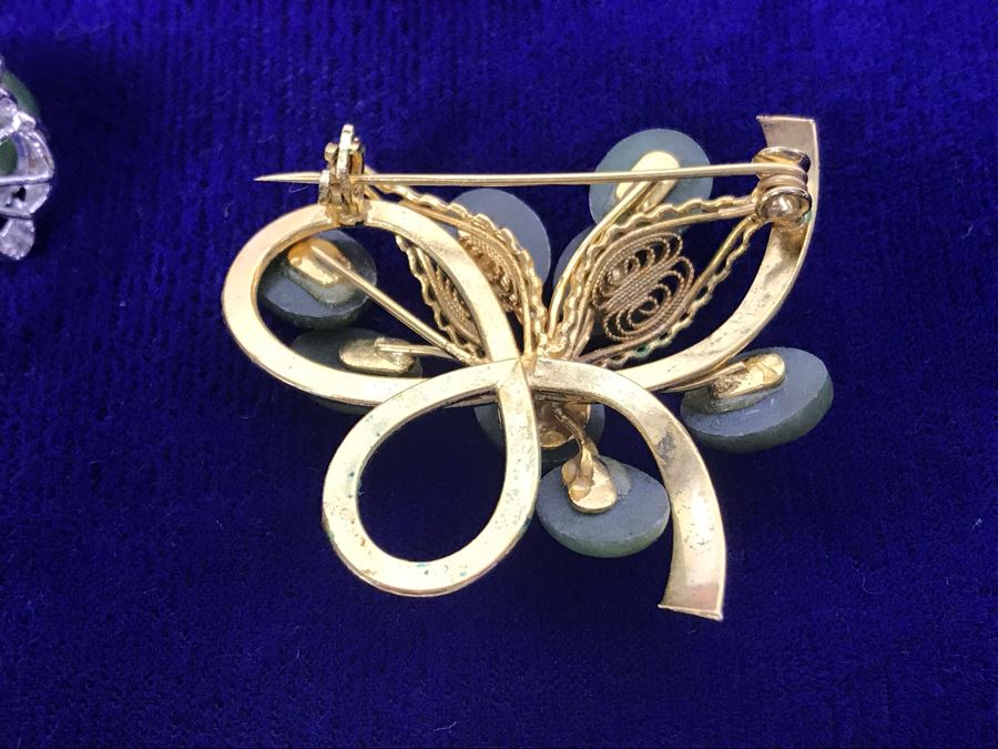 Nephrite Jade Brooch And Ring And Carved Jade Pendant All With Base Metal [Photo 10]