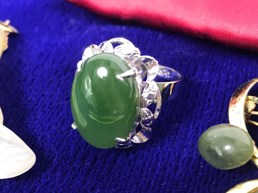 Nephrite Jade Brooch And Ring And Carved Jade Pendant All With Base Metal [Photo 5]