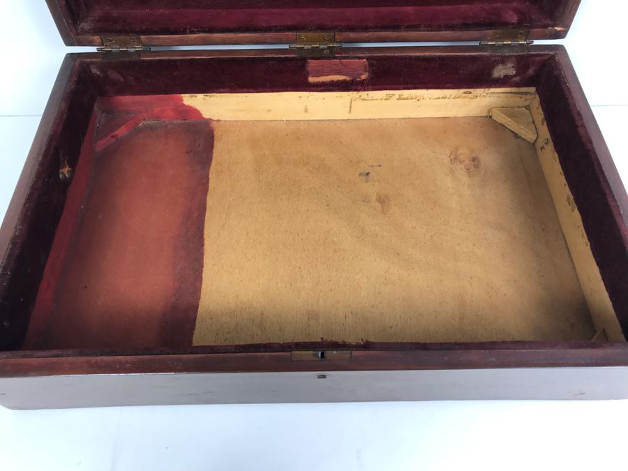 Beautiful Vintage Detailed Wood Inlaid Silverware Storage Box (Inside Of Box Modified) 20.5' X 13' X 5.5' [Photo 11]