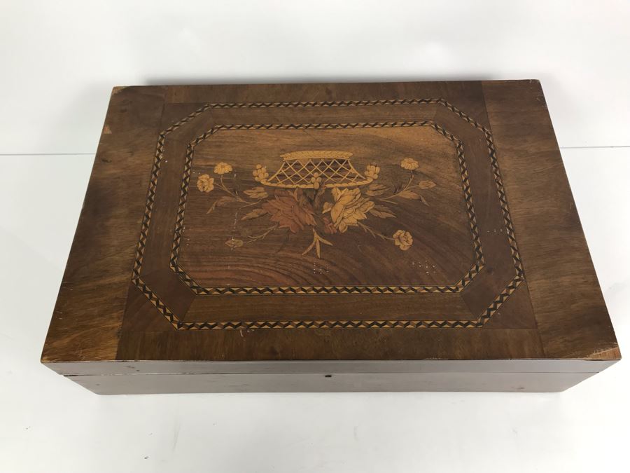 Beautiful Vintage Detailed Wood Inlaid Silverware Storage Box (Inside Of Box Modified) 20.5' X 13' X 5.5' [Photo 9]