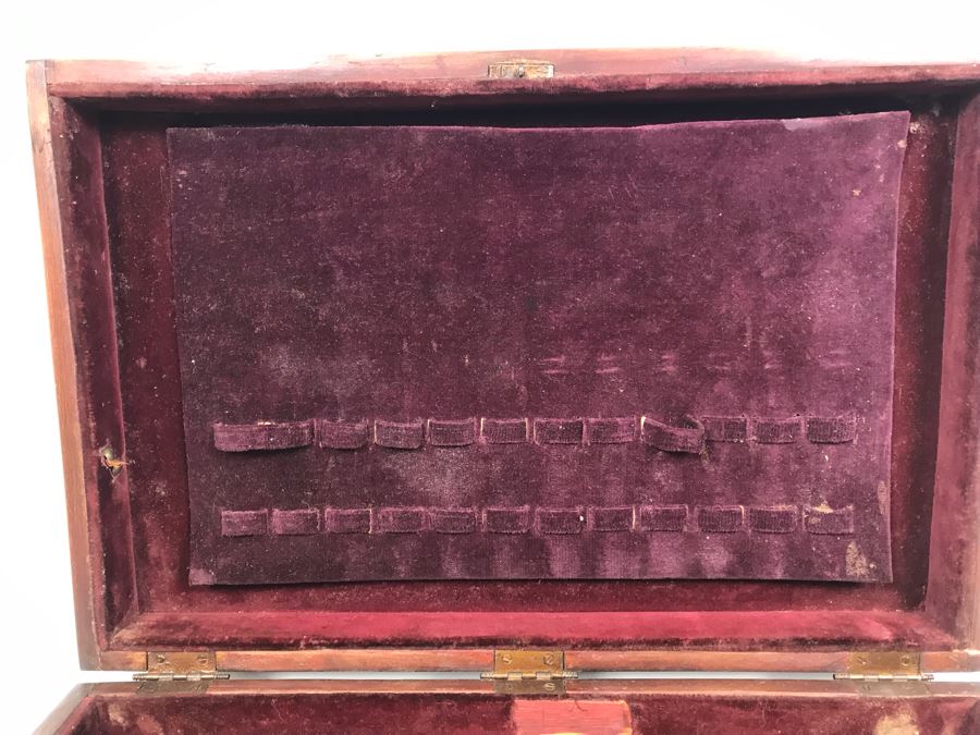 Beautiful Vintage Detailed Wood Inlaid Silverware Storage Box (Inside Of Box Modified) 20.5' X 13' X 5.5' [Photo 10]