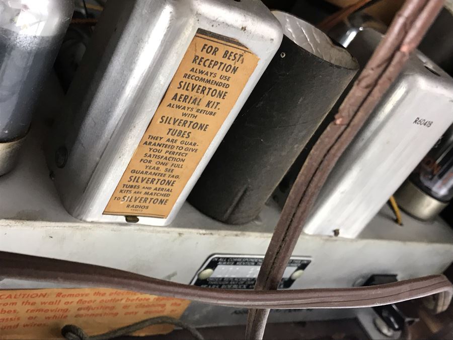 Vintage Art Deco Sears Silvertone Tube Record Player And Radio With Wooden Cabinet - Great Look - Needs Servicing Catalog No 7080 19.5'W X 13.5'D X 12'H [Photo 20]