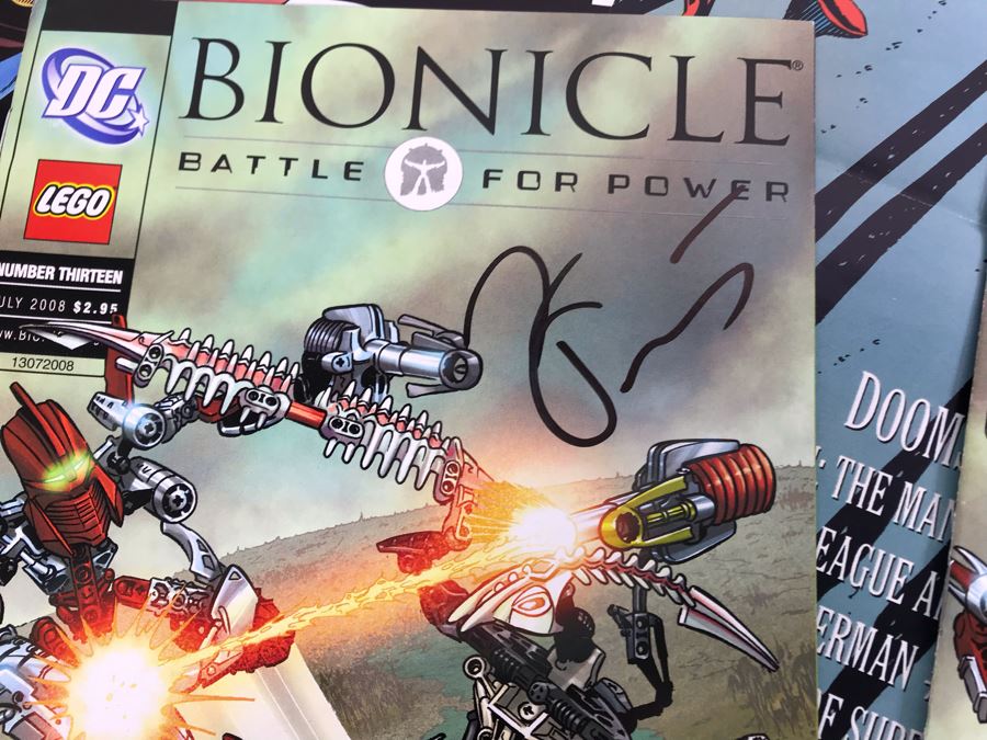 Pair Of Signed Bionicle DC Lego Comic Books And (4) Superman Posters [Photo 5]