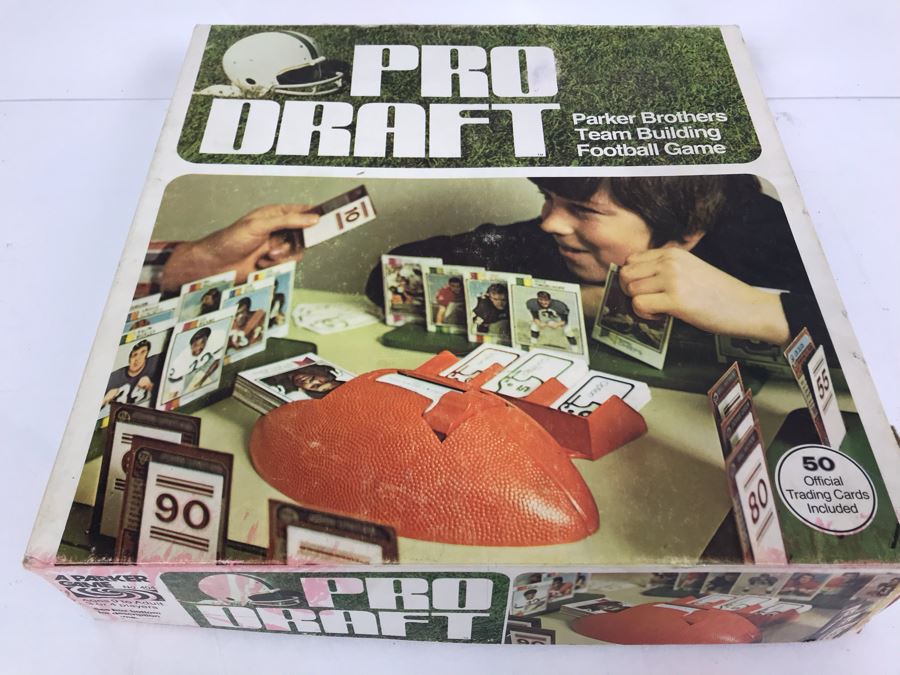 Vintage Parker Brothers Pro Draft Football Game Includes Vintage Football Cards - See Photos [Photo 2]