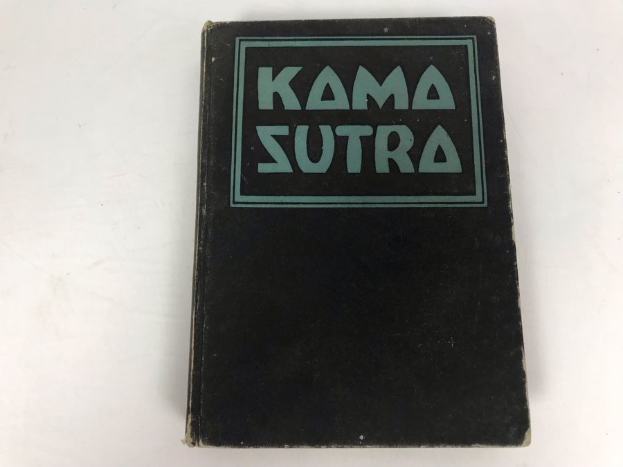 Vintage 1944 Fifth Edition Kama Sutra Book [Photo 1]