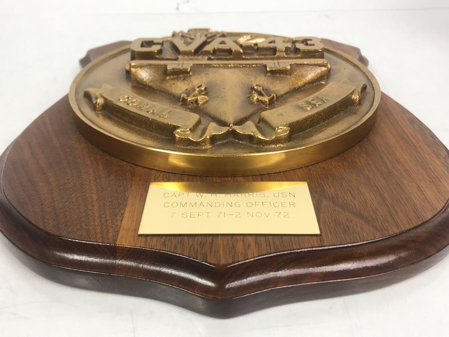 Very Heavy Relief Brass Plaque On Wood Coral Sea CVA-43 Inscribed Capt W.H. Harris, USN Commanding Officer 7 Sept 71 - 2 Nov 72 12'H [Photo 6]