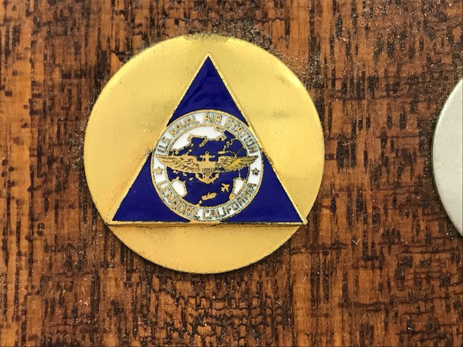 Plaque With Various Pins Presented To RADM William H. Harris Commander Light Attack Wing Pacific Fleet USN June 75 - August 76 14'H - See Photos [Photo 8]