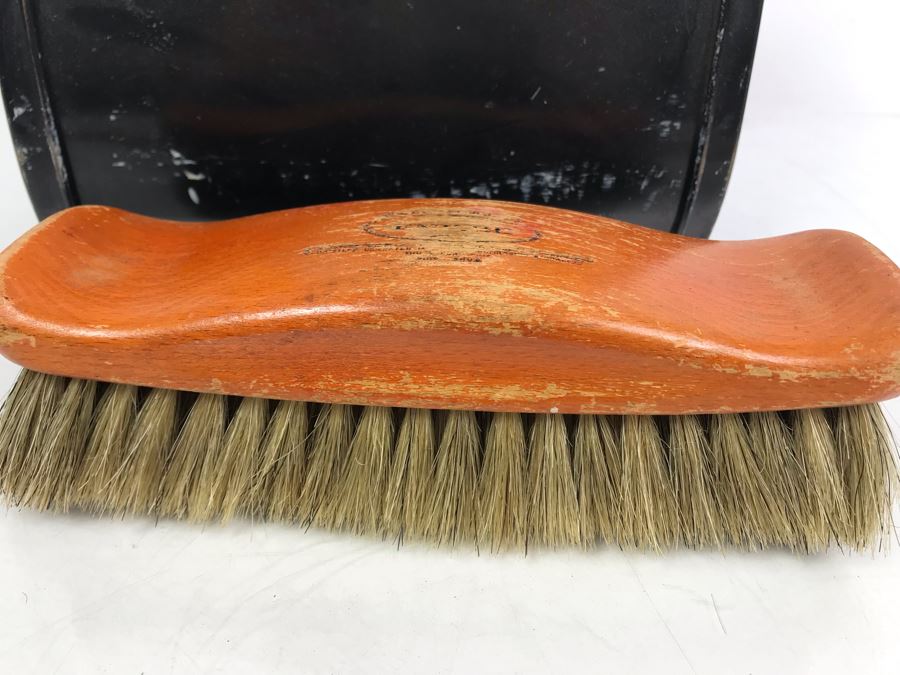 Spacemaster Shoe Shine Metal Caddy Box With Brush And Supplies From William 'Bill' H. Harris, RADM, USN (Ret.) [Photo 6]