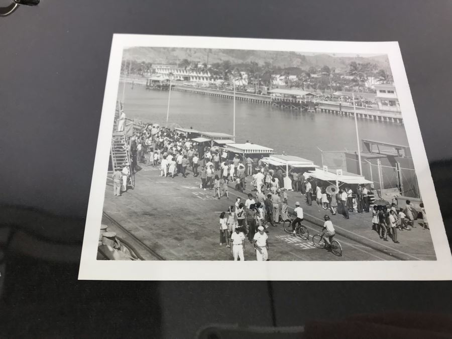 William H Harris Capt. USN CO USS Seminole 3-Ring Binder Of Photographs Of USS Seminole (LKA-104) Includes Invitation To Change Of Command Ceremony - See Photos [Photo 32]