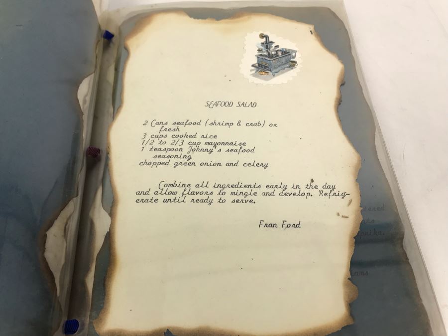 COMMATVAQWINGPAC Officers Wives 1975-1977 Island Cuisine Cookbook With Wooden Binding - See Photos [Photo 7]