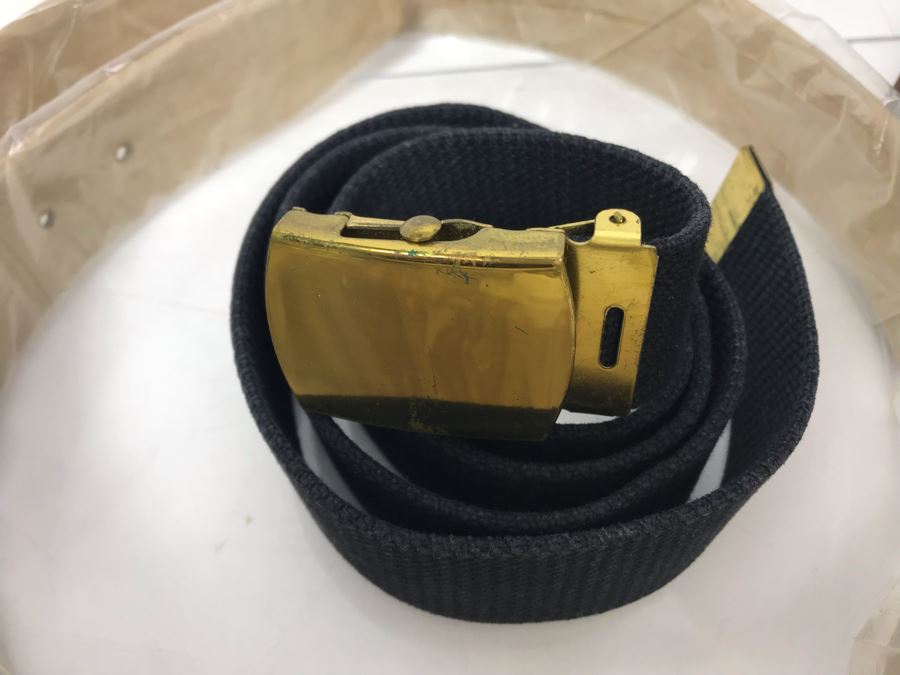 Various USN Hats, Belts And Gloves From William 'Bill' H. Harris, RADM, USN (Ret.) [Photo 5]