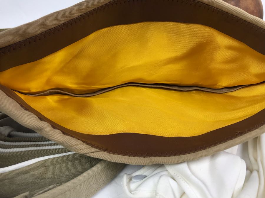 Various USN Hats, Belts And Gloves From William 'Bill' H. Harris, RADM, USN (Ret.) [Photo 9]