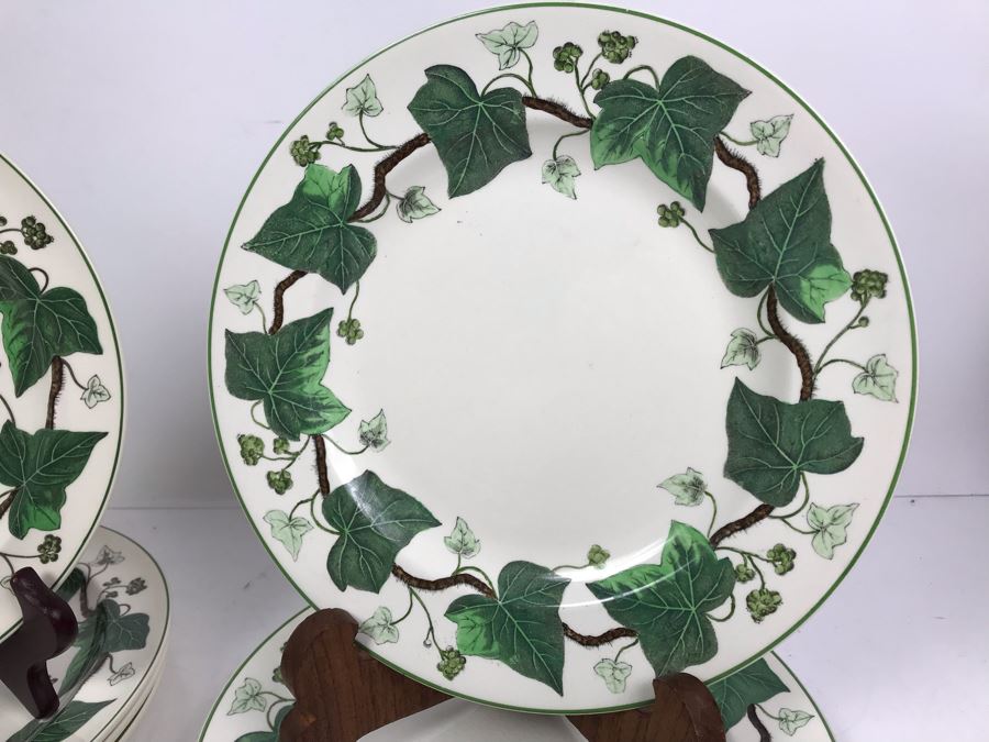 Napoleon Ivy Wedgwood Plates: (2) 10.5' And (4) 10' Plates (Replacements Value $350) From William 'Bill' H. Harris, RADM, USN (Ret.) [Photo 2]