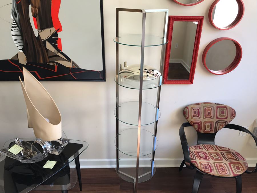 Stunning Chrome Etagere Shelf Case With (5) Round Glass Shelves [Photo 2]