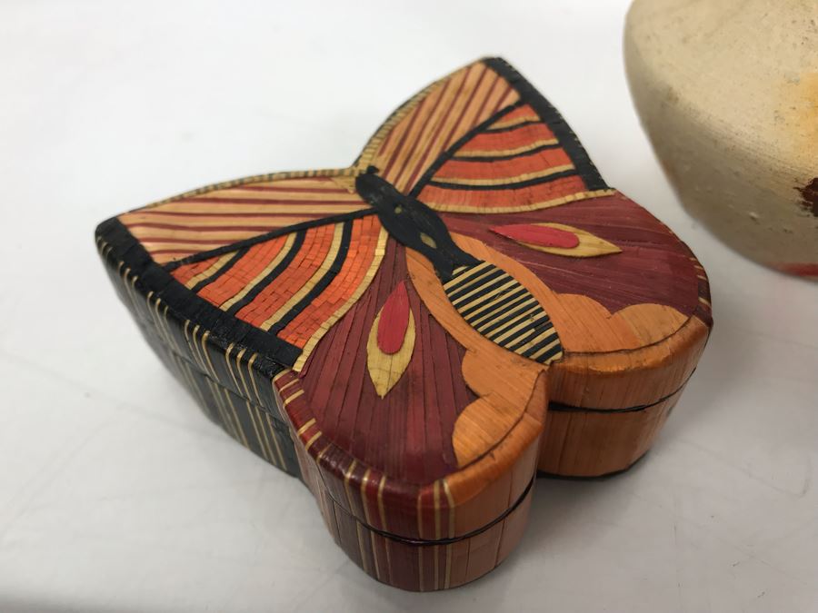 Nemadji Indian Pottery Vase And Pair Of Chinese Trinket Boxes [Photo 5]