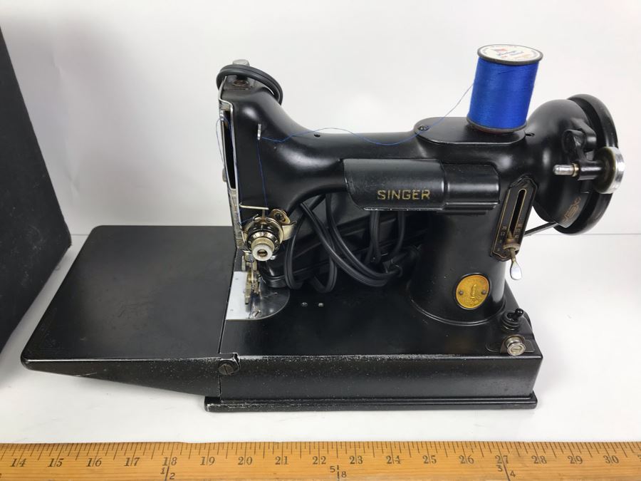 SINGER Featherweight Sewing Machine With Original Case And Pedal From William 'Bill' H. Harris, RADM, USN (Ret.) [Photo 4]