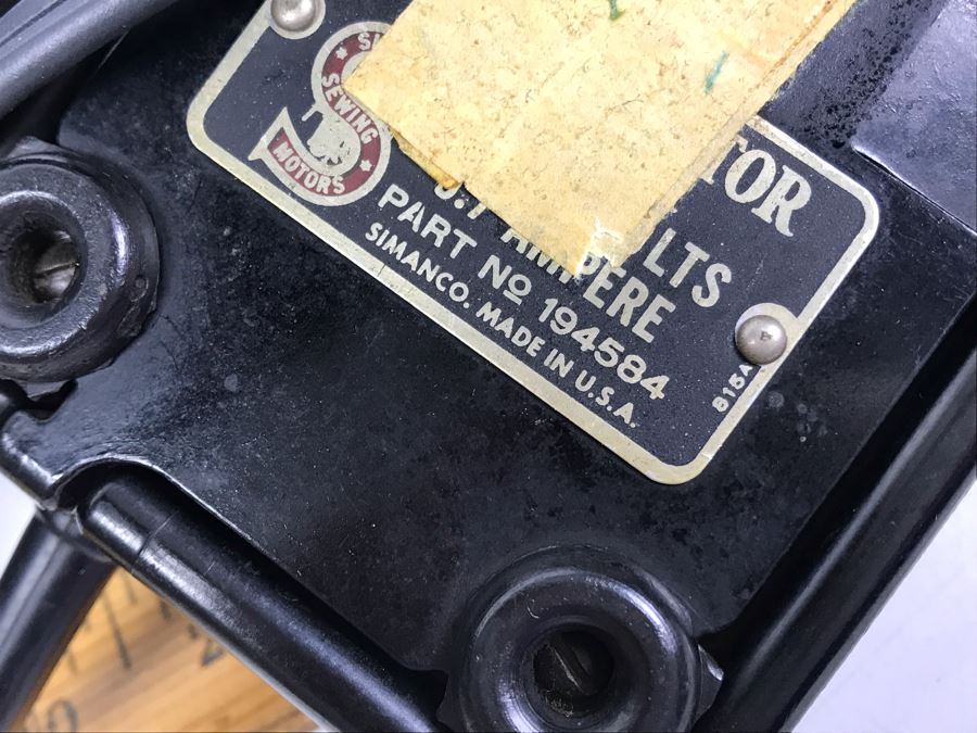 SINGER Featherweight Sewing Machine With Original Case And Pedal From William 'Bill' H. Harris, RADM, USN (Ret.) [Photo 21]