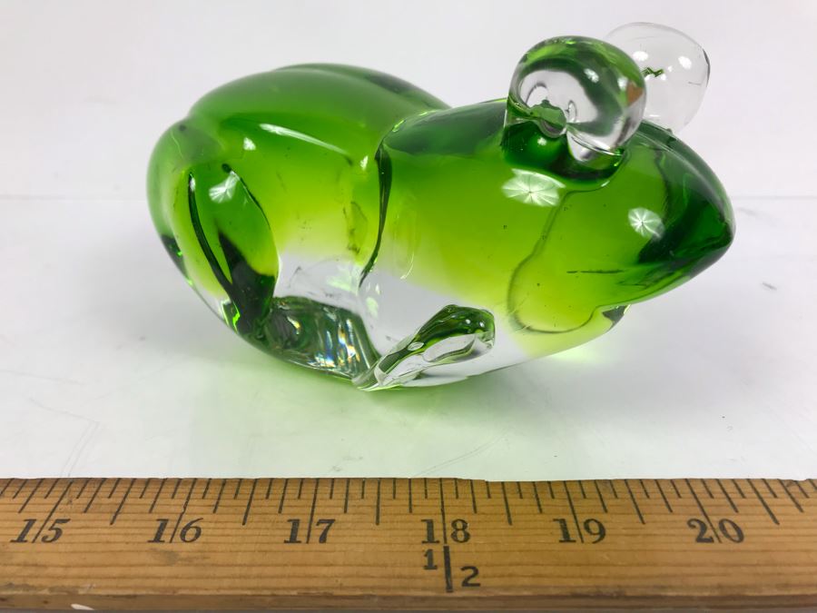 Green Art Glass Frog Figurine 7'L [Photo 3]