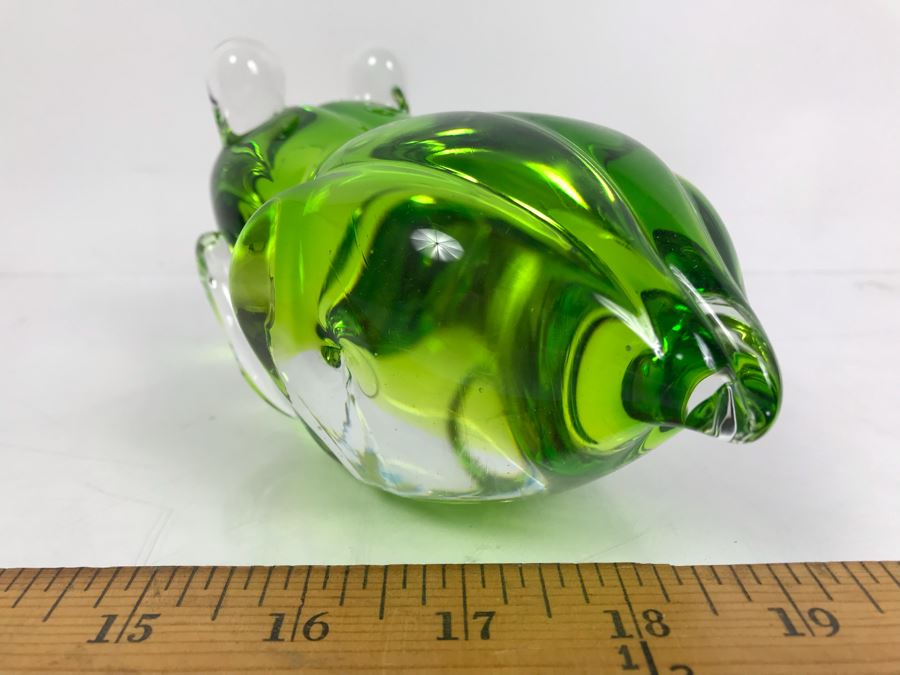 Green Art Glass Frog Figurine 7'L [Photo 9]