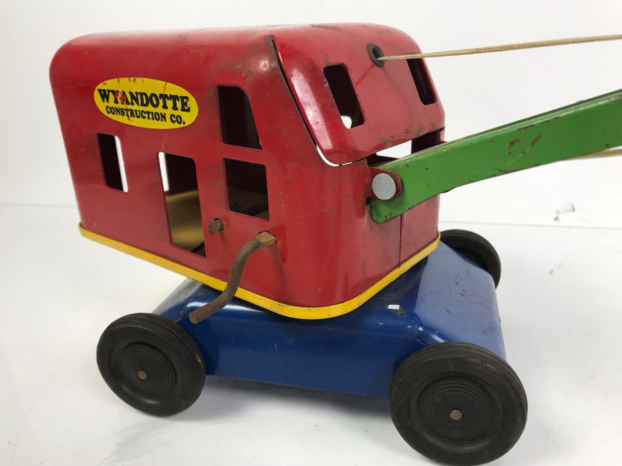 Vintage 1940/50's Wyandotte Construction Co Pressed Steel Toy Crane [Photo 5]