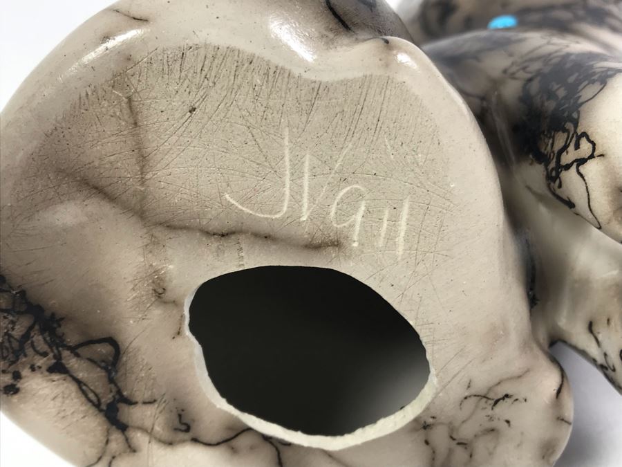 Navajo Horsehair Pottery Of Cat [Photo 12]