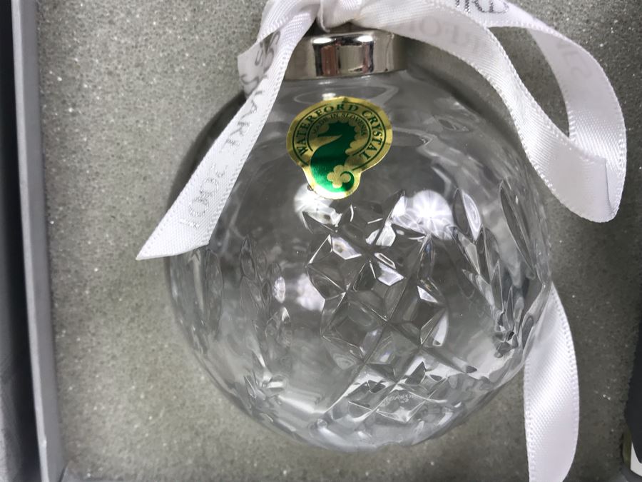 Waterford Crystal The Times Square Collection Ornament With Box And Hand Painted Hen Figurine From Hollohaza Hungary [Photo 8]