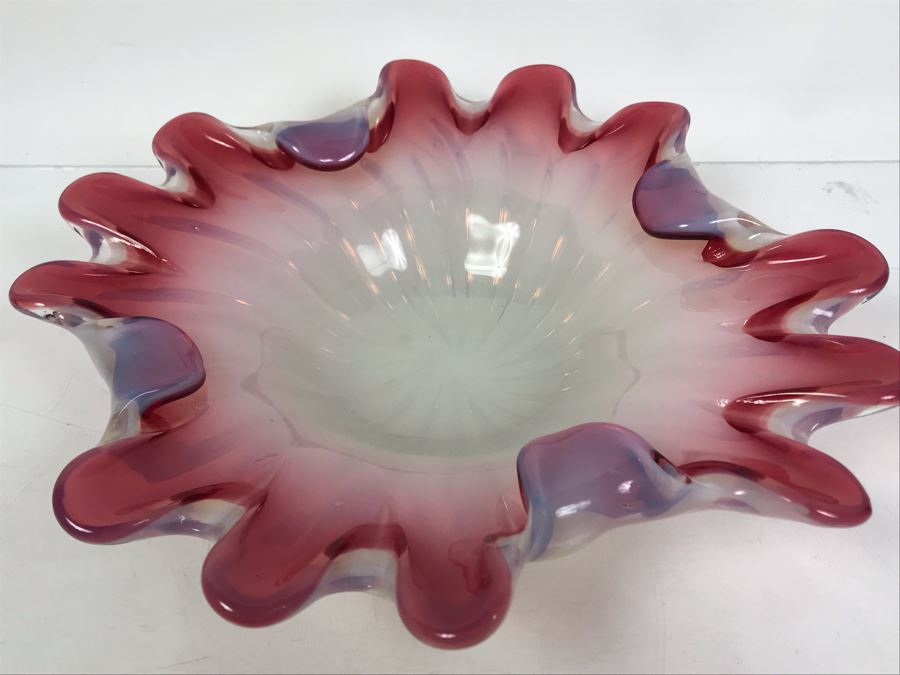 Stunning 1950's Mid-Century Murano Glass Bowl 10'W