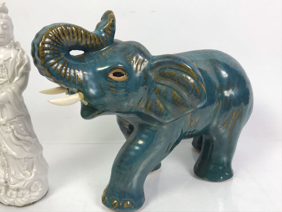 Signed White Chinese Blanc de Chine Porcelain Figure of Guanyin Guan Yin And Decorative Elephant Figurine [Photo 3]
