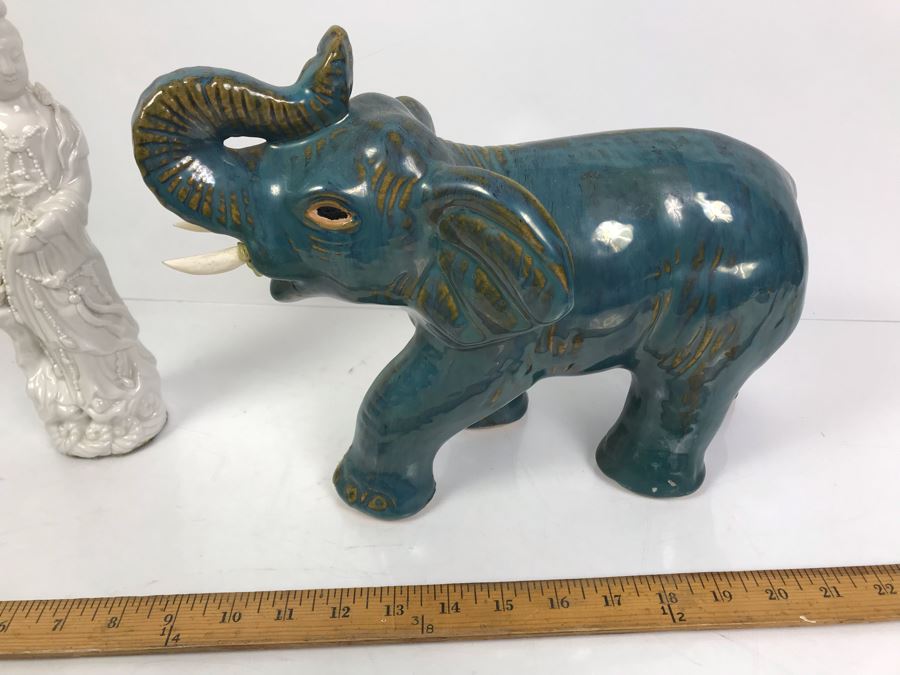 Signed White Chinese Blanc de Chine Porcelain Figure of Guanyin Guan Yin And Decorative Elephant Figurine [Photo 14]