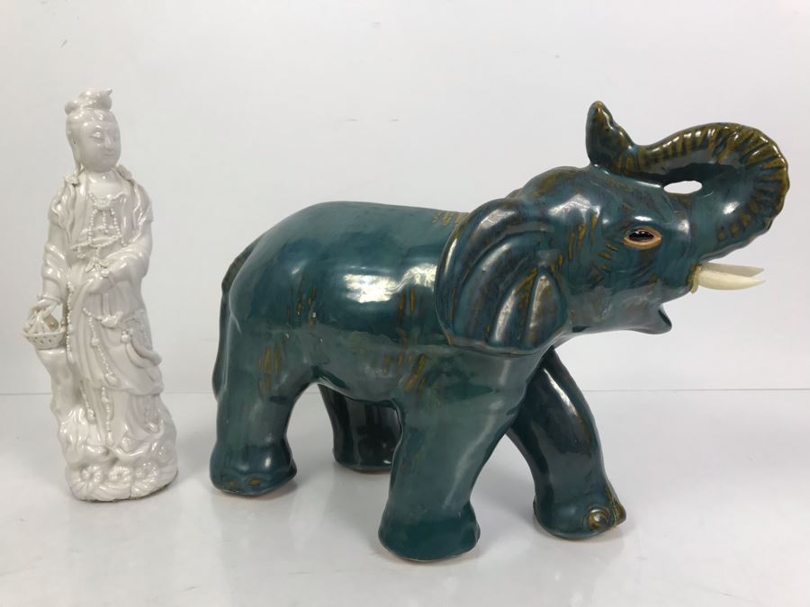 Signed White Chinese Blanc de Chine Porcelain Figure of Guanyin Guan Yin And Decorative Elephant Figurine [Photo 10]