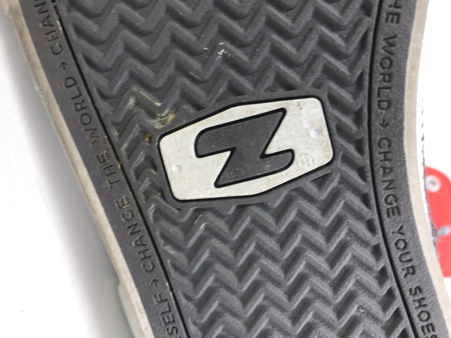 The Walking Dead Robert Kirkman Design ZIPZ Shoes Size 8.5W [Photo 9]