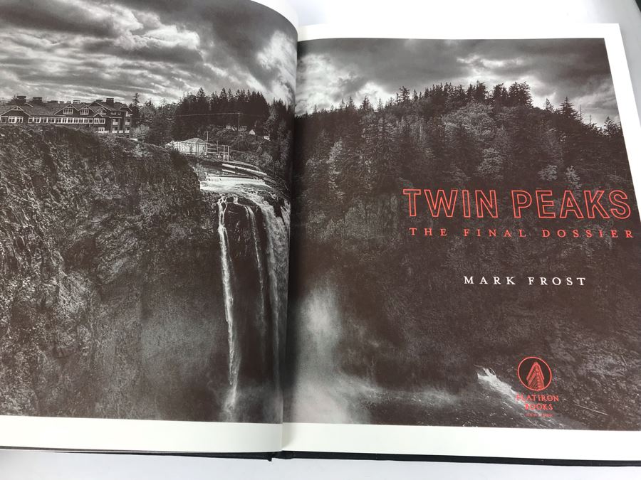 Pair Of First Edition Twin Peaks Books: The Final Dossier And The Secret History Of Twin Peaks [Photo 4]