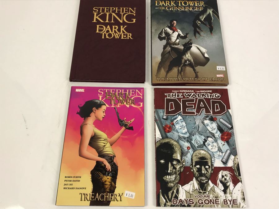 Collection Of (3) Stephen King Graphic Novels Comic Books The Dark Tower And The Walking Dead Graphic Novel Comic Book Volume 1 Days Gone Bye [Photo 1]